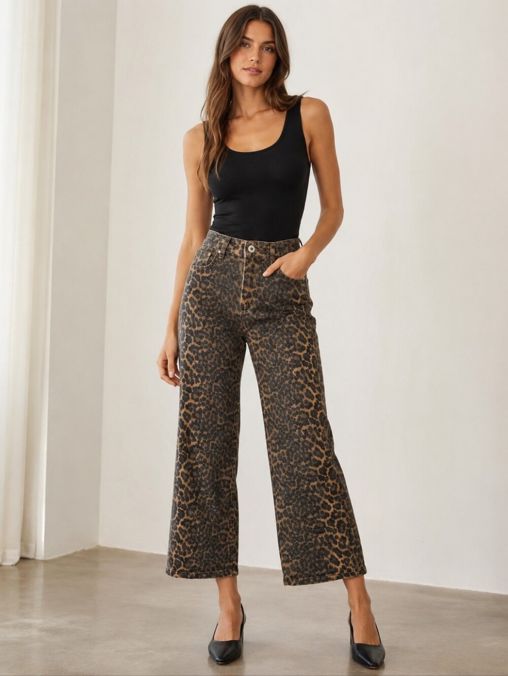 Q2 Premium Denim Leopard Print Wide Leg Jeans Size Medium Animal Print